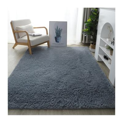 China Non-Slip Hot Sales Soft Bedroom Decoration Shaggy Carpets Polyester Fluffy Area Rugs Flooring Long Pile Modern Carpets For Living Room for sale