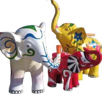 China Viet Nam Animal Resin Life Size Elephant Statue Fiberglass Handmade Glass Animal Glass Sculpture For Park Zoo for sale