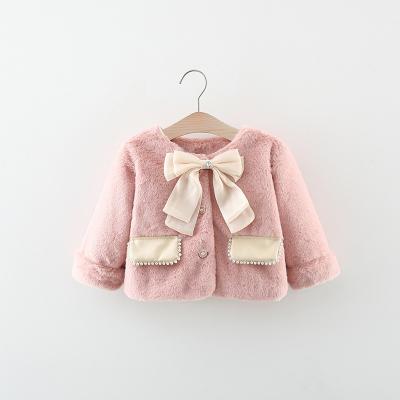 China Breathable Children's winter woolen coat for girls 2023 new children large butterfly pearl skin pocket woolen coat for sale