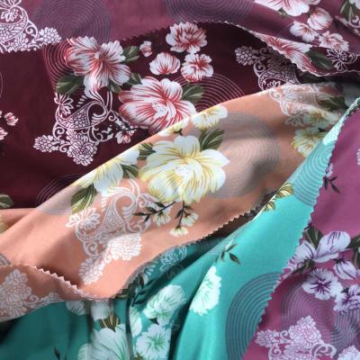 China Anti Pill 97% Polyester 3% Spandex Fabric Dty Print Fabric Flower Print 2 Side Brushed Chinese Supplier Fabric for sale