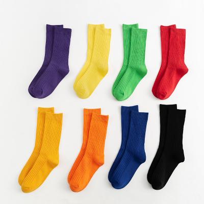 China 2021 QUICK DRY luxury women's luxury slouchy socks hot sale women's high quality colorful neon squishy socks swirls for sale