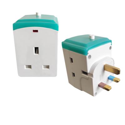 China With 301L 13A 3 Way UK Plug Adapter Lightweight 3 UK Adapter for sale