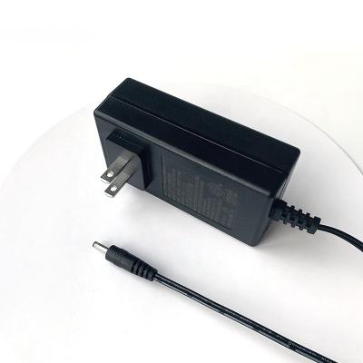 China Led Transformer Power Supply Adapter Ip44 AC Wall Plug DC 18V 2.2A Desktop Power Adapters With USB Cable for sale