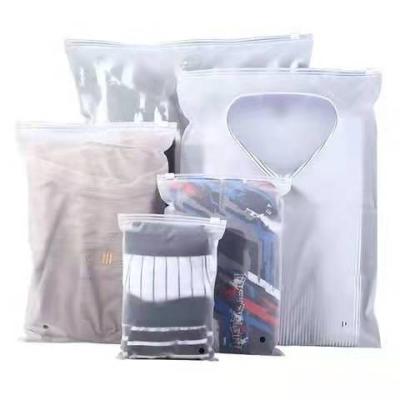 China Recyclable Customized Printed Packaging PVC PE Bag T-shirt Clothes Packaging Plastic Zipper Zipper Garment Slider Bag for sale