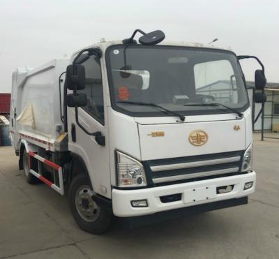 China Waste Disposal Refuse Collection Vehicle Light Weight Low Fuel Consumption for sale