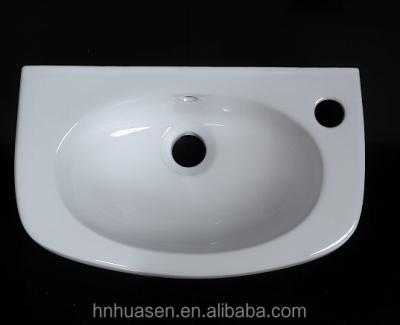 China Shampoo Sinks Ceramic Sanitaryware HAB-CFG05 Small Size Wash Basin For House for sale