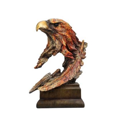 China Hot China 2021 Fashion Home Decor Resin Ornament Resin Eagle Animal Figurine Decorative Garden Animal For Home Accessories for sale