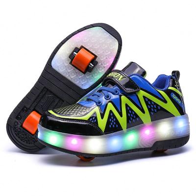 China EVA Fashion Kids Skate Sneakers Charging Luminous Boys/Girls Shoes PU Uppers Wheels Unisex Casual Shoes for sale