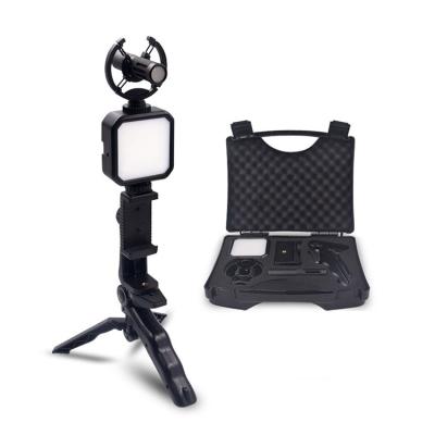 China Mini Factory Selling Custom Mini Light Video Microphone Short Video Recording Kit for sale