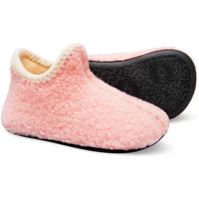 China Lightweight Anti-Slippery Indoor Baby Room Kids Toddler Sock Rubber Unique Home Shoes Slippers For Boys Girls for sale