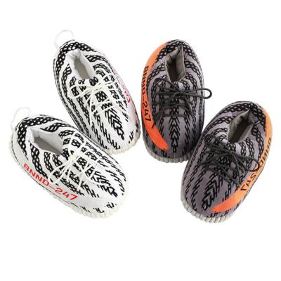 China Sneaker Yezzy Anti-skid Fashion Cozy And Comfortable Slippers Shoes Winter Yeezy Slippers for sale