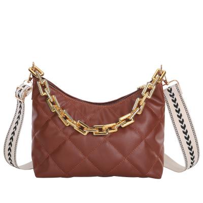 China Motion Sensing Small Diagonal Triangle One Shoulder Chain Square Unique Fashionable Handbags Messenger Bags for sale