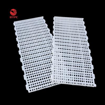 China Chicken Farm 1200mm Poultry Diamond Shaped Slats Flooring Baby Chick Slat Flooring With PVC Beam Support Leg for sale