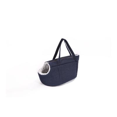 China Viable Most Popular Fashion Trend Comfortable Pet Carrier Bag Portable Pet Bag for sale