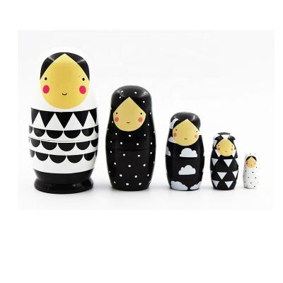 China TOY Russian Matryoshka PATTERN 5-Layer kids educational black and white wooden toys for sale