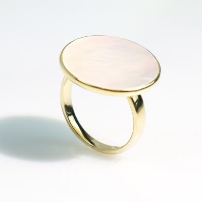 China CLASSIC Factory Wholesale Jewelry Ring Custom High Class Gold Plated Ring Large Oval Shell Rings For Women for sale