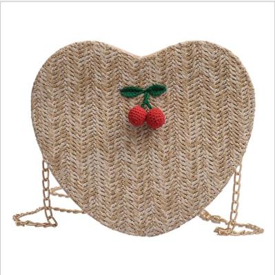 China Fashion Straw Bag Female Bag Summer Rattan Heart Shaped Multi Bags Hand Woven Beach Ring Handbag 2021 New Fashion for sale