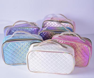 China Durable Hot Selling Portable PU Makeup Bag Customized Laser Lady Bags Cosmetic Bag for sale