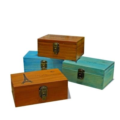 China Eco - Friendly Antique Wooden Treasure Chest Jewelry Box With Lock for sale