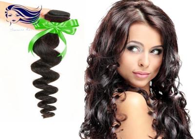 China Nenhum Weave indiano do cabelo ondulado do negro como o azeviche das extensões do cabelo de Remy do emaranhado à venda