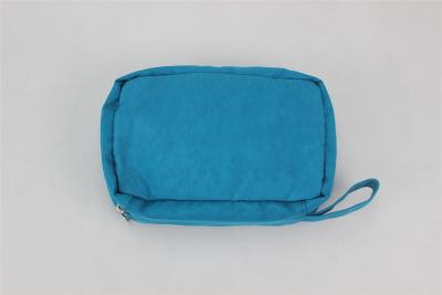 China Washable Travel Nylon Makeup Bag , Leisure Style Small Cosmetic Bag For Purse for sale