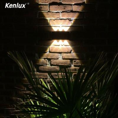 China Tempered Glass Led New Design 2W 4W 6W 8W Outdoor Wall Light Down Modern Aluminum Led Wall Lamp IP54 Waterproof for sale