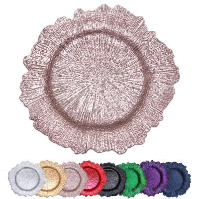 China Disposable 13In Plastic Round Ruffled Rim Dinner Gold Charger Plates with Flora Reef Design for Dinner Wedding Party Decoration for sale