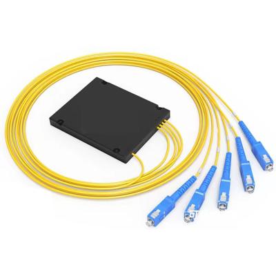 China SC/APC SC/UPC Connector ABS Box Type - 2 4 8 16 32Way Ftth Optical PLC Box Splitter 130*80*20 for sale