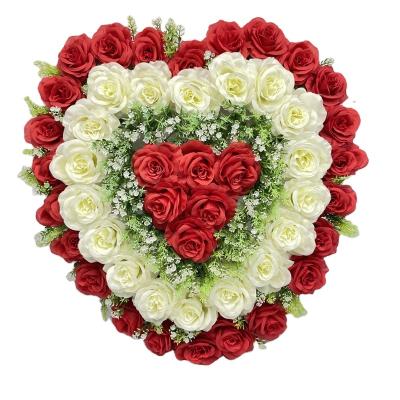 China TX0004-1 Heart Shaped Artificial Roses Red and White Roses Wedding Car Center Decoration Eco-friendly Garlands for sale