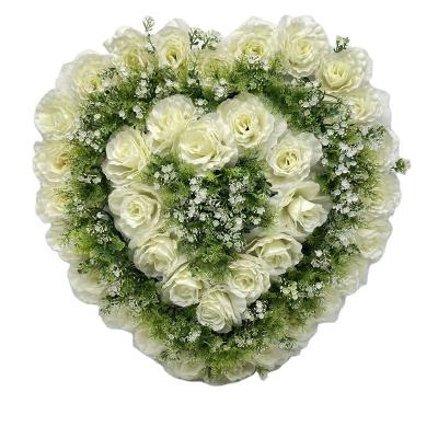 China TX0002-1 Eco-friendly Exported Pure White Hearts Garland Wreath of Rose Fashion Christmas Wedding Decoration Good Quality for sale