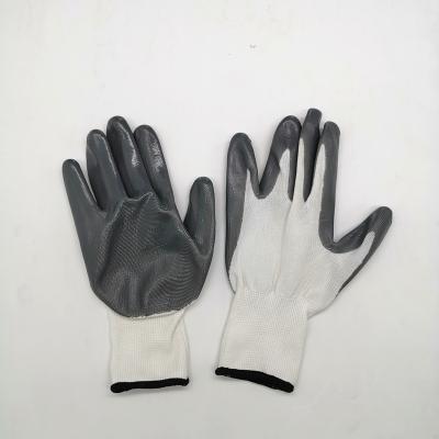 China ISO Certification Comfortable And Flexible White And Gray Nylon Nitrile Gloves For Industry for sale