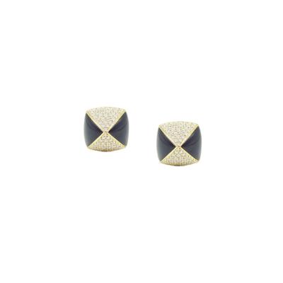 China Wholesale Fashion 18K Yellow Gold Onyx Diamond Stud Earrings RTS Design Jewelry Earrings Colorstones Gemstones Stud Earring for sale