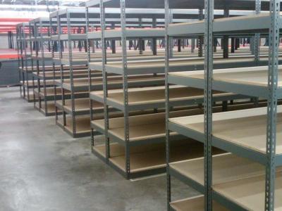 China Adjustable Light Duty Boltless Shelves Steel Warehouse Storage Rack for sale