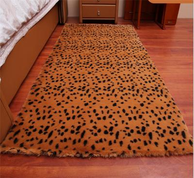 China Washable Custom Faux Rabbit Fur Rug Rug Jacquard Fur Blankets And Rugs for sale