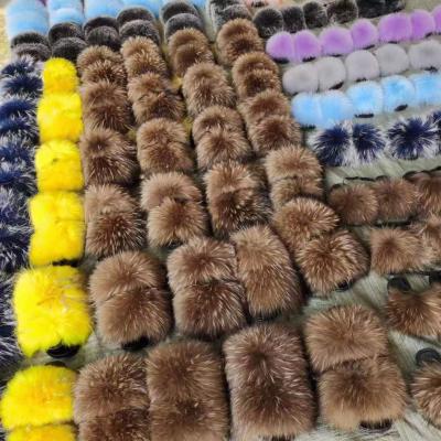 China Fashion Trend Salesman Indoor Fur Flat Women's Blue Real Fox Fur Slides Soft Fur Slippers With Logo for sale