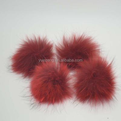 China Real Eco-friendly Raccoon Fur Ball Pompom Fur Pompom With Snap for sale