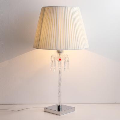 China Creative personality of European luxury modern simple crystal lamp living room bedroom bedside bedroom study lamp decoration for sale