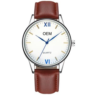 Chine Montre imperméable bon marché d'OEM de vente en gros de mode de la belle vente WJ-8110 chaude en cuir avec du charme classique simple populaire à vendre