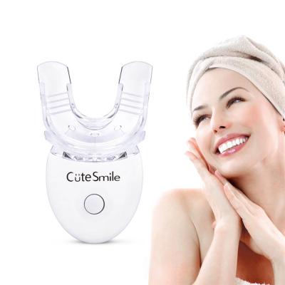 China Innovative Teeth Whitening Goods Travel Size Professional Teeth Whitening Kits Electric Teeth Whitening Kits Private Logo With Light for sale