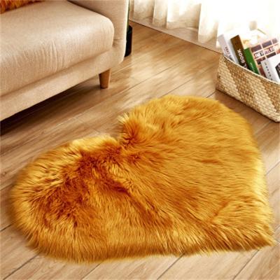 China Area Rugs Washable Fluffy Plush Soft Faux Carpets Heart Shaped Shaggy Fur Carpet for sale