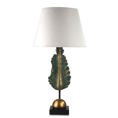 China Eco-Friendly Manufacturers Wholesale Custom Simple Style Leaf Metal Desk Lamp for sale