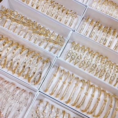 China Wholesale FASHIONABLE Horizon Bangle Gold Plated Pulseras Fashion Jewelry Mix Zircon Bangle Women's Korean Bracelets Bangles for sale