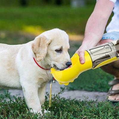 China Simple Design Sustainable Dog Water Bottle Portable Dog Water Bottle With Food for sale