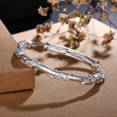 China High Quallity Mori female flower bracelet Female fashion student everything exquisite light luxury opening adjustable bracelet for sale