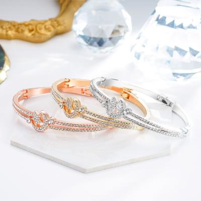 China High Quallity Fashion  temperament diamond star moon bracelet rose gold hand with advanced flash diamond female bracelet for sale