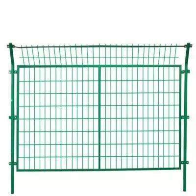 China Easily Assembled Welded Wire Panel Galvanized Protective Wire Mesh For Sports Field Railway Garden for sale