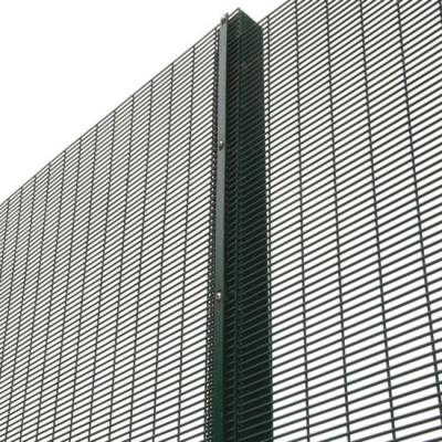 China Easily Assembled 358 Mesh Security Fence Panels Anti Climb Barrier Price for sale