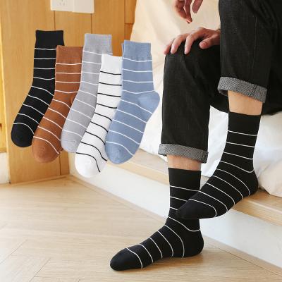 China Custom Order Logo Designer Socks QUICK DRY Custom Men Sport Cotton Socks Fashion Socks for sale