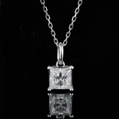 China 2022 1 Carat Elegant Women Jewelry Romantic Square Shape Moissanite Diamond 925 Sterling Silver Necklace for sale