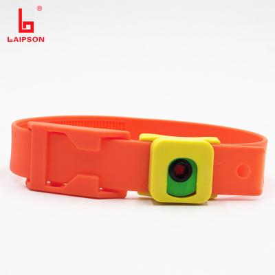 China Cattle use LAIPSON 900*40mm UHF RFID long range rfid horse link ring horse neck collar cow collar numbers for sale